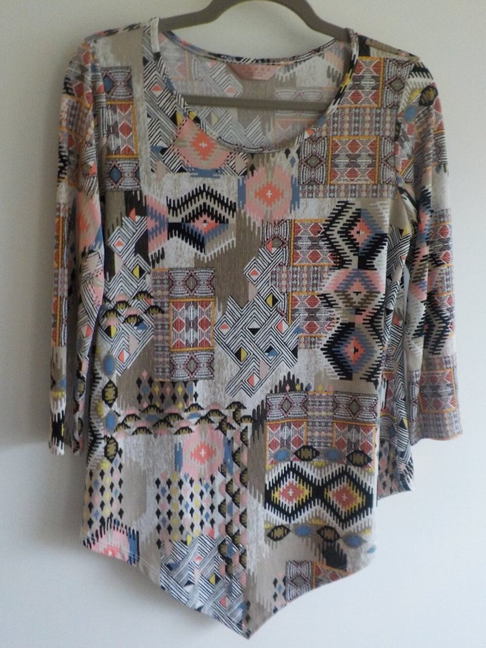 Amana Blouse - Medium - Multicolor - 3/4 Sleeve - Angled Front (2203)